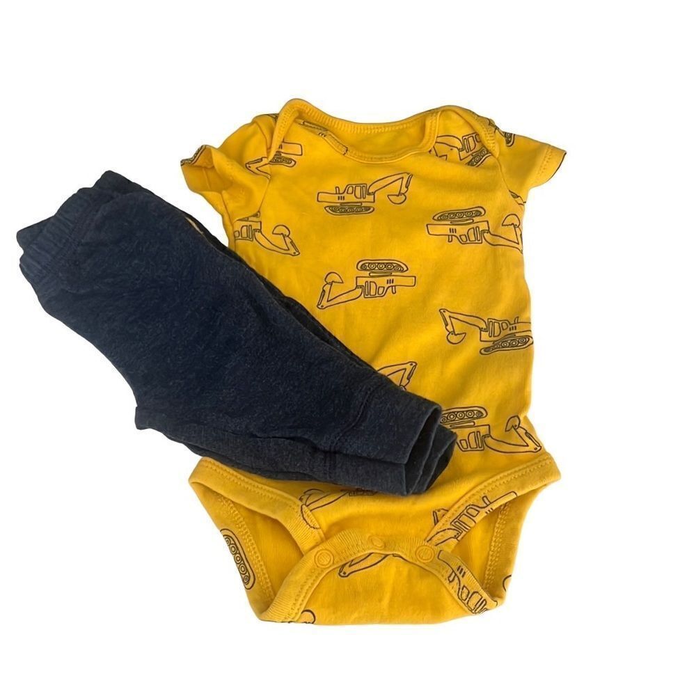Carter’s 2 piece set - Picture 1 of 6